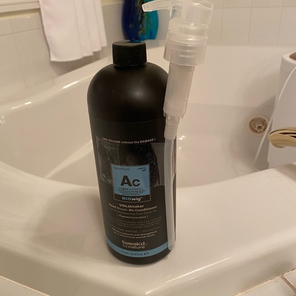 Tweak'd Nature Bigwig Volumaker Root Boost Agua De Coco Conditioner - Picture 2 of 6
